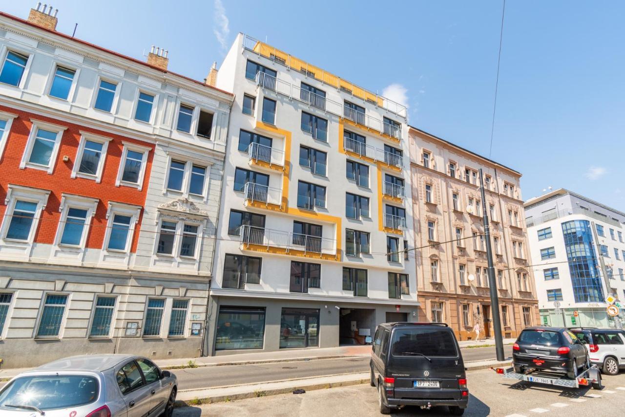 Brand New Studio Apartment # 42 In Brand New Building With Free Parking In The Center Prague Exterior photo